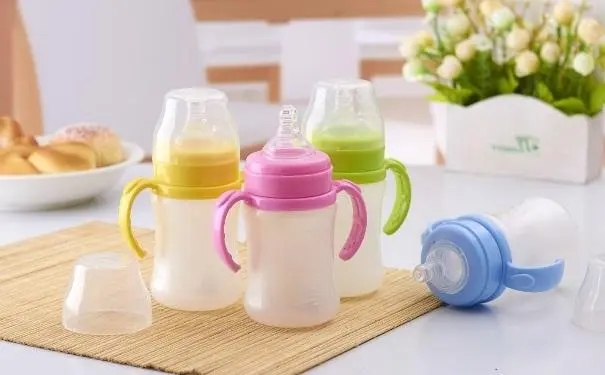 婴儿奶瓶哪个牌子好 婴儿奶瓶十大名牌排行榜